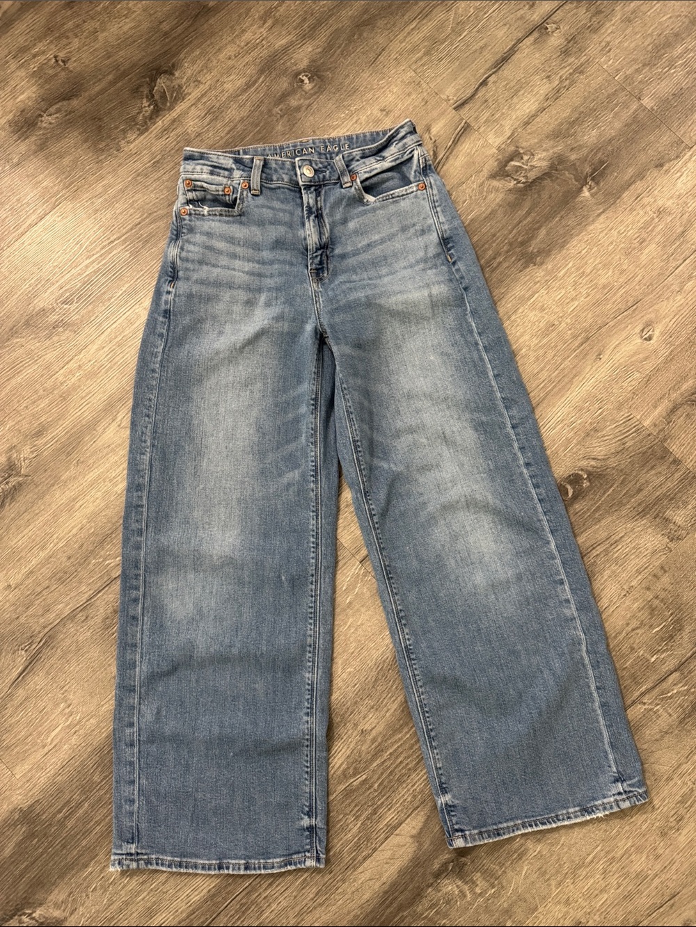 American Eagle Super High Rise Baggy Wide Leg Jeans Size 00 Short